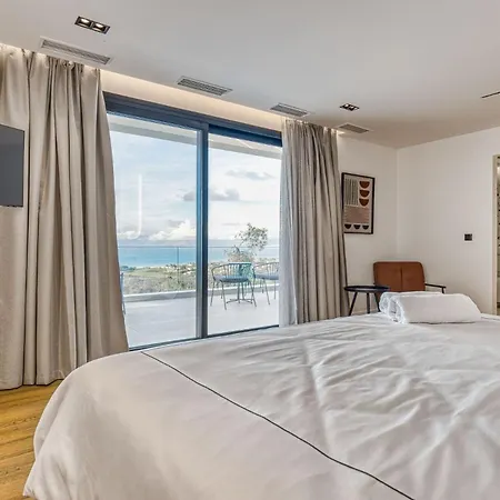 Villa Dominante - Horizon With Sea-view Heated Jacuzzi & Infinity Pool By Posarelli Acharavi (Corfu)