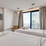 Villa Dominante, A Luxurious In Corfu By Posarellivillas *