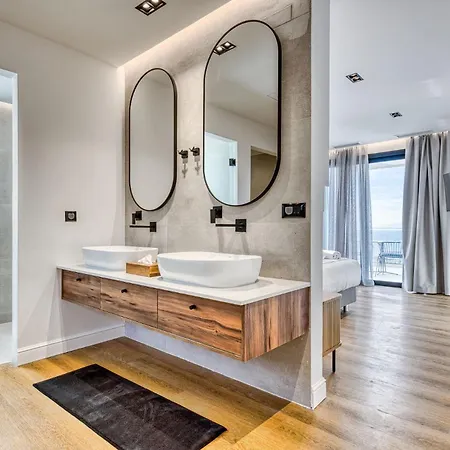 Villa Dominante, A Luxurious In Corfu By Posarellivillas *