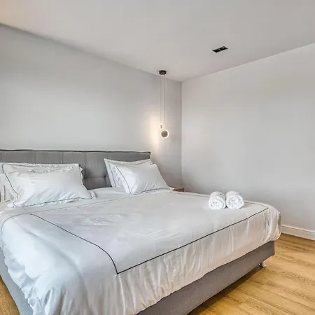 Villa Dominante, A Luxurious In Corfu By Posarellivillas