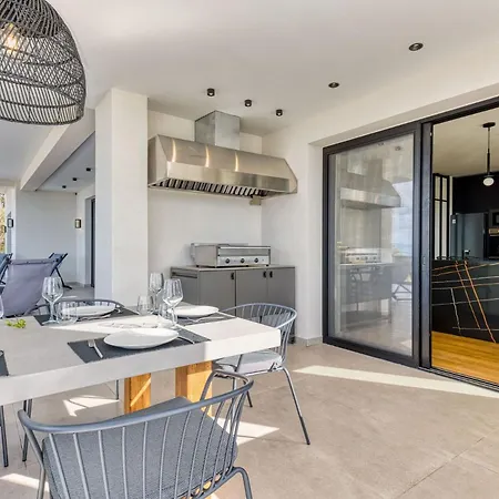 Dominante, A Luxurious In Corfu By Posarellivillas Acharavi (Corfu)