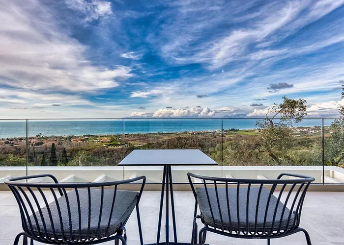 Dominante, A Luxurious In Corfu By Posarellivillas Ахарави